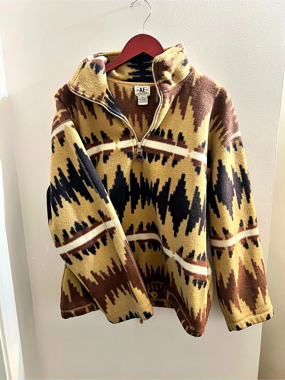 American Eagle Geometric Fleece Jacket in Brown & Tan Size Medium - Picture 1 of 5
